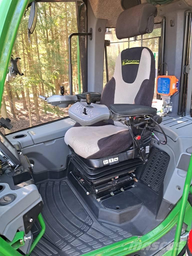 John Deere 1110 G Forwarders