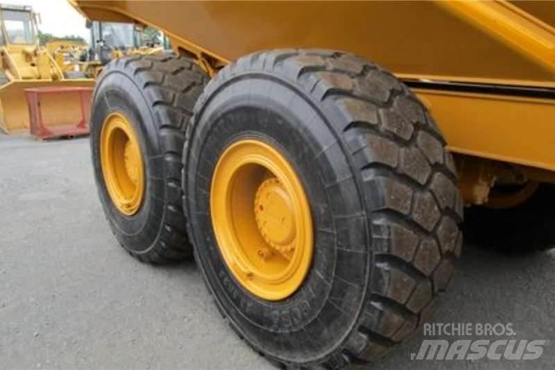 Bell B30E Knik dumptrucks
