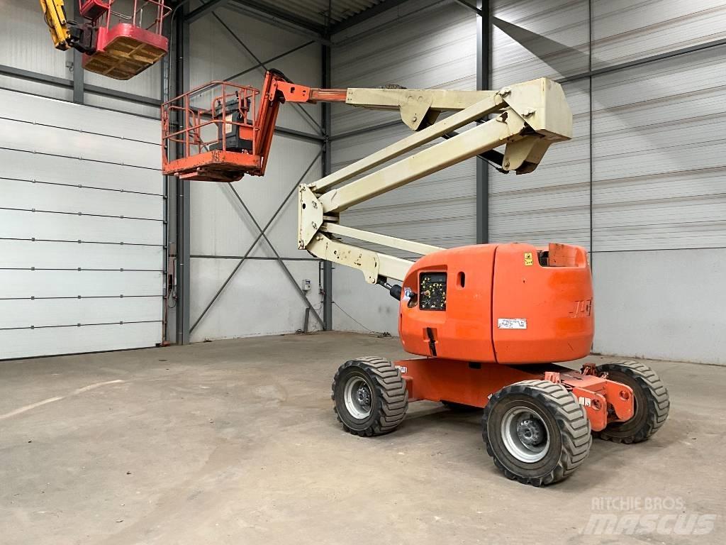 JLG 450 AJ Knikarmhoogwerkers