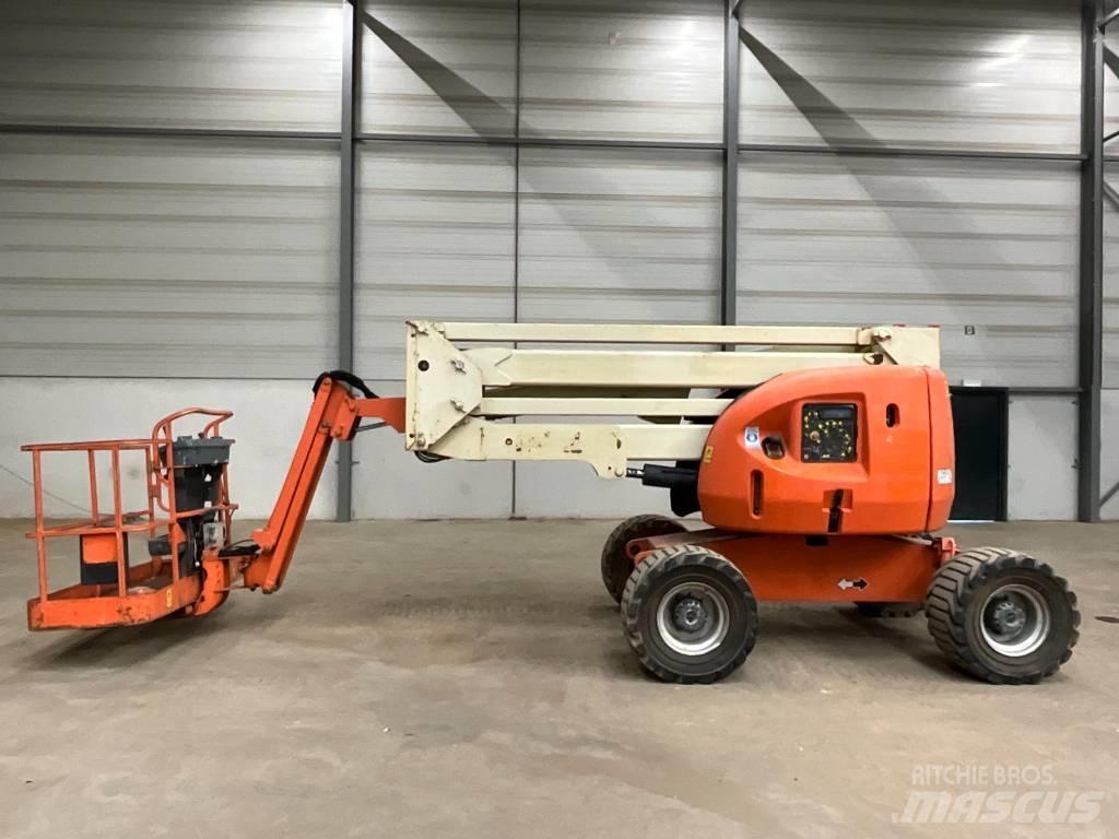 JLG 450 AJ Knikarmhoogwerkers