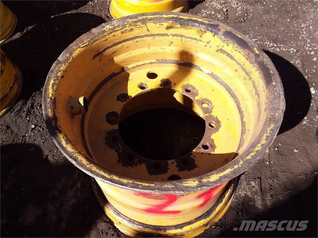 Rottne H20 24x30,5 Banden, wielen en velgen