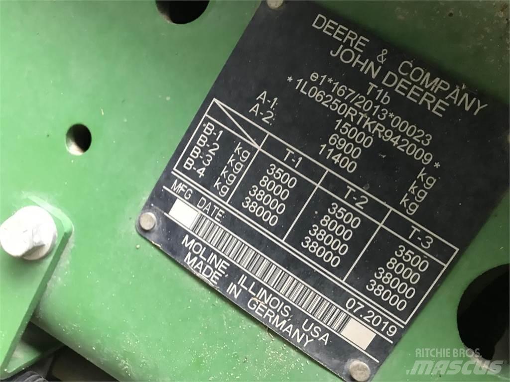 John Deere 6250R Tractoren