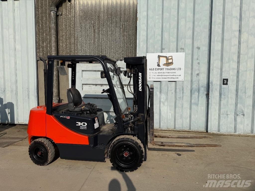 Doosan D 30 Diesel heftrucks