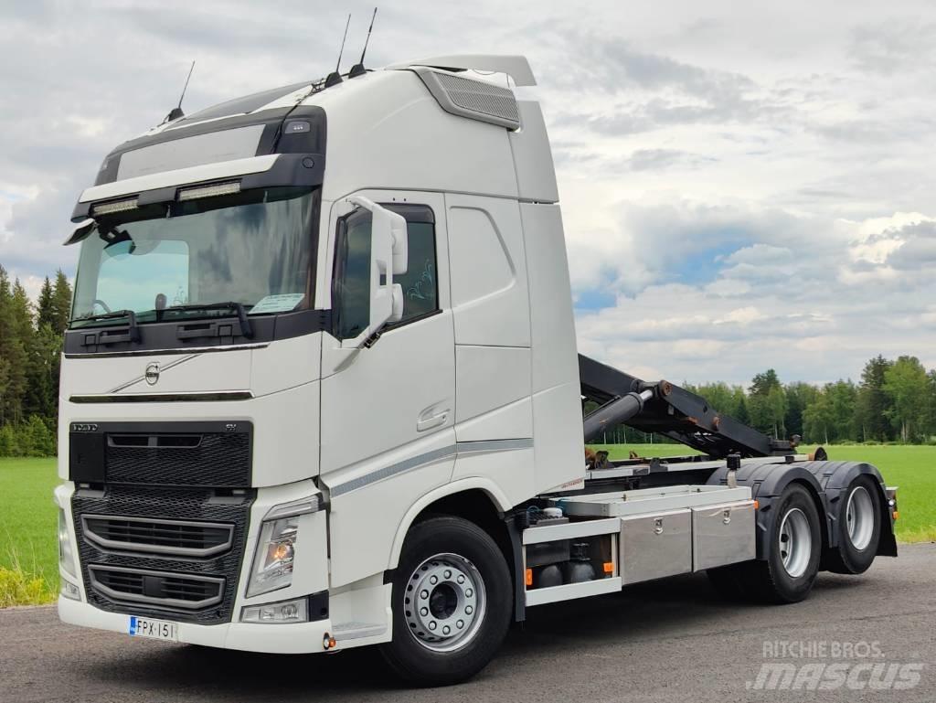 Volvo FH 540 Vrachtwagen met containersysteem