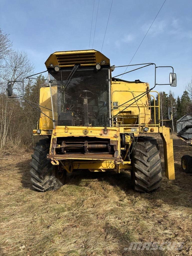 New Holland TX 36 Maaidorsmachines
