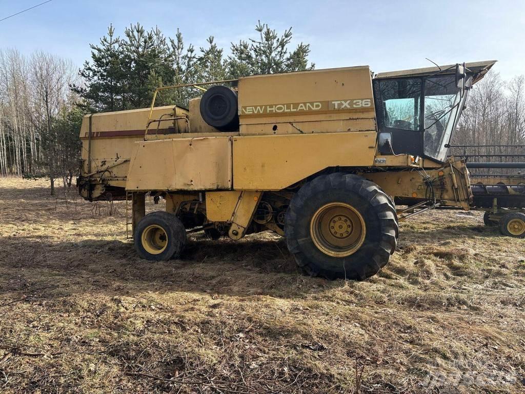 New Holland TX 36 Maaidorsmachines