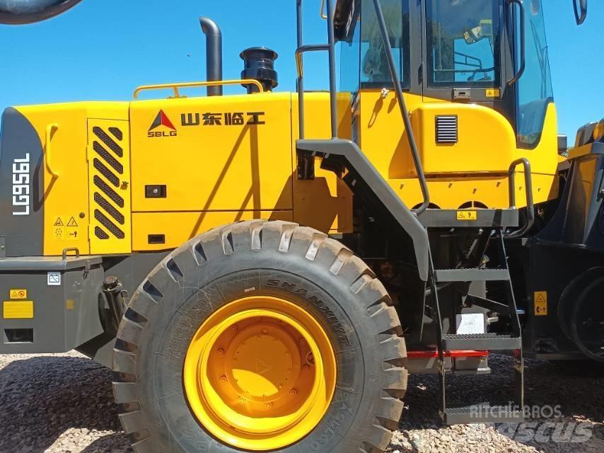 SDLG LG956F Wielladers