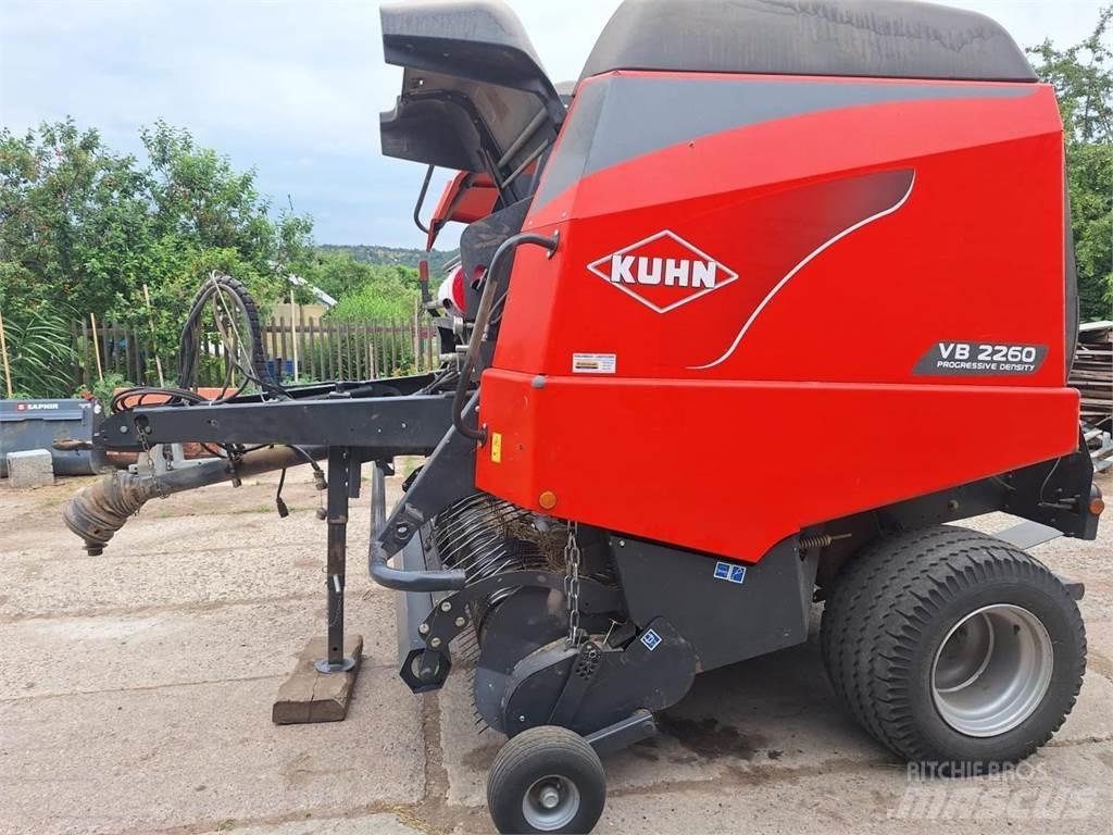 Kuhn VB 2260 Ronde-balenpersen