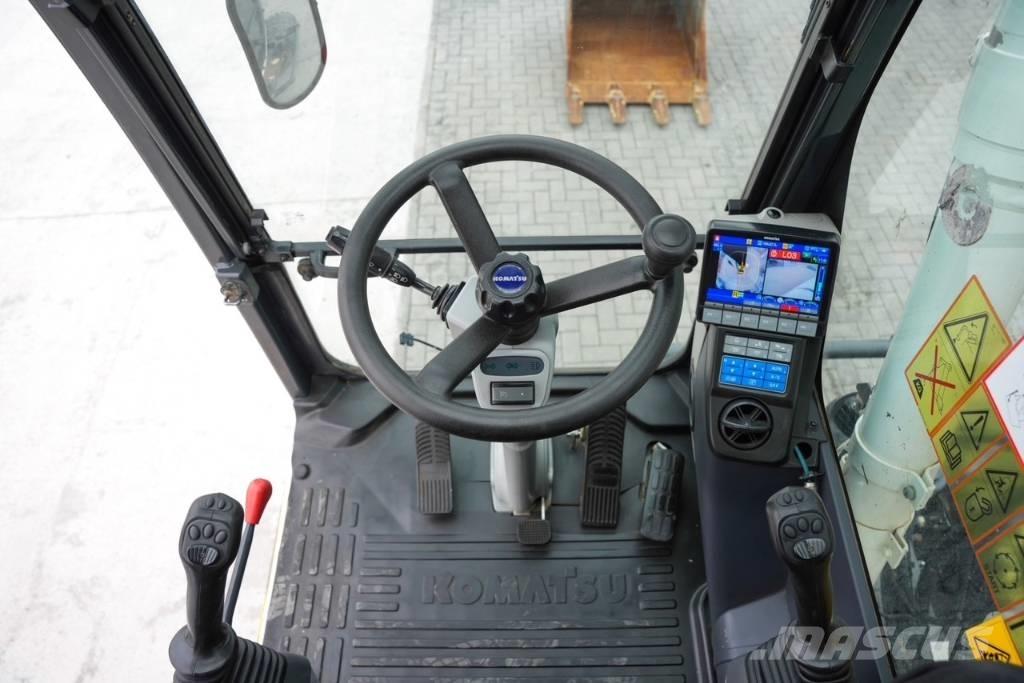 Komatsu PW 148-11 Wielgraafmachines