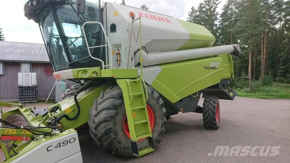 CLAAS Tucano 320 Maaidorsmachines