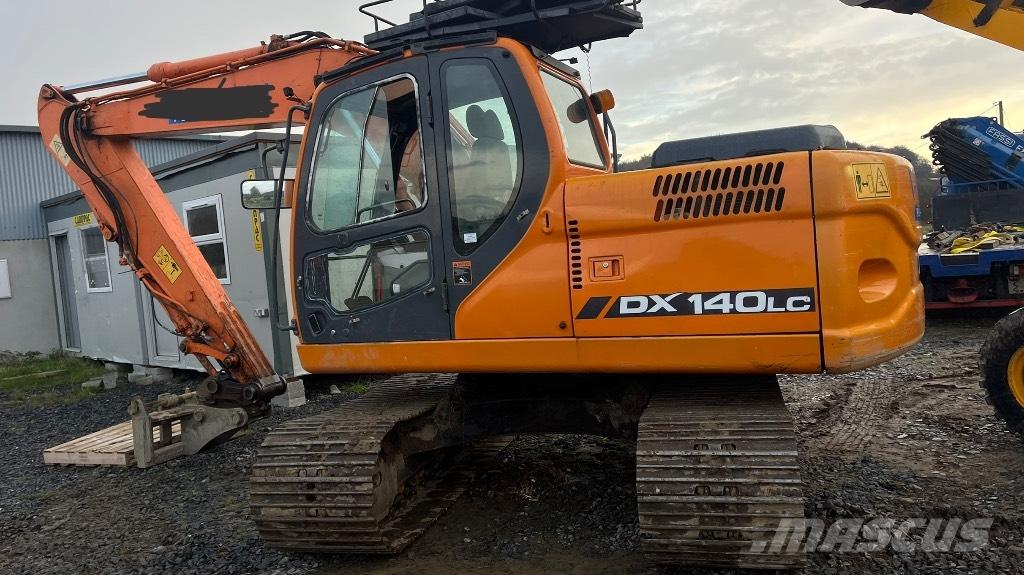 Doosan DX 140 Rupsgraafmachines