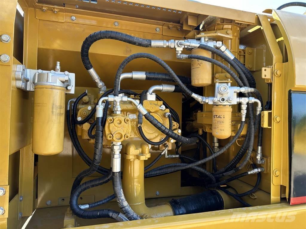 CAT 325 C Rupsgraafmachines