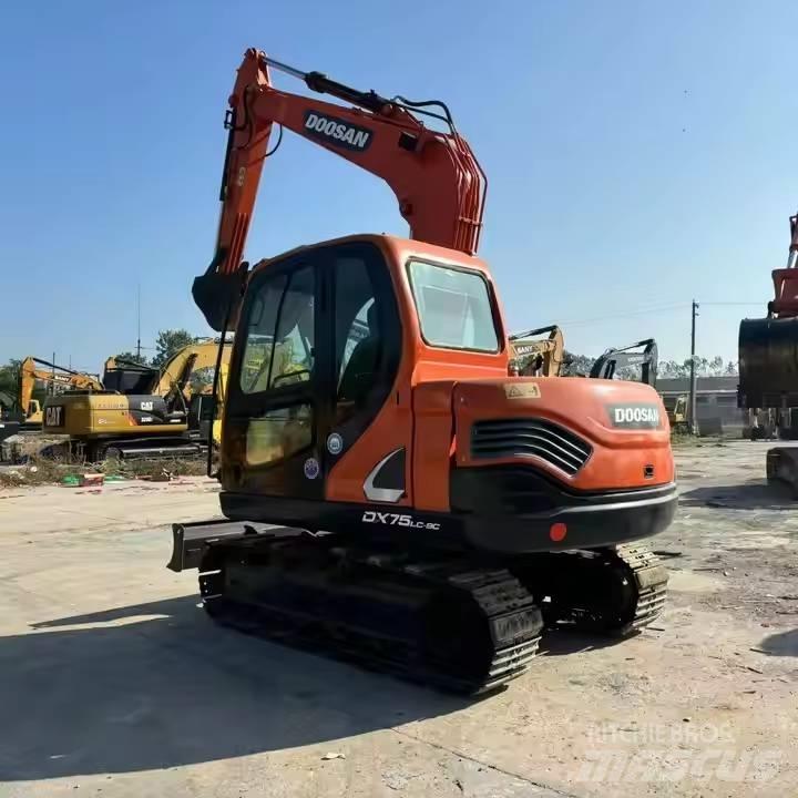Doosan DX75-9C Midigraafmachines 7t - 12t