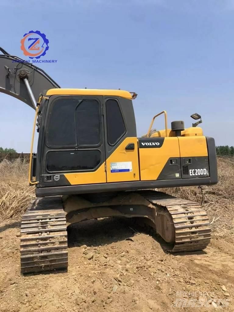 Volvo EC 200 Rupsgraafmachines