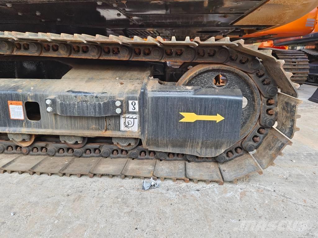 Sany SY 135 C Rupsgraafmachines