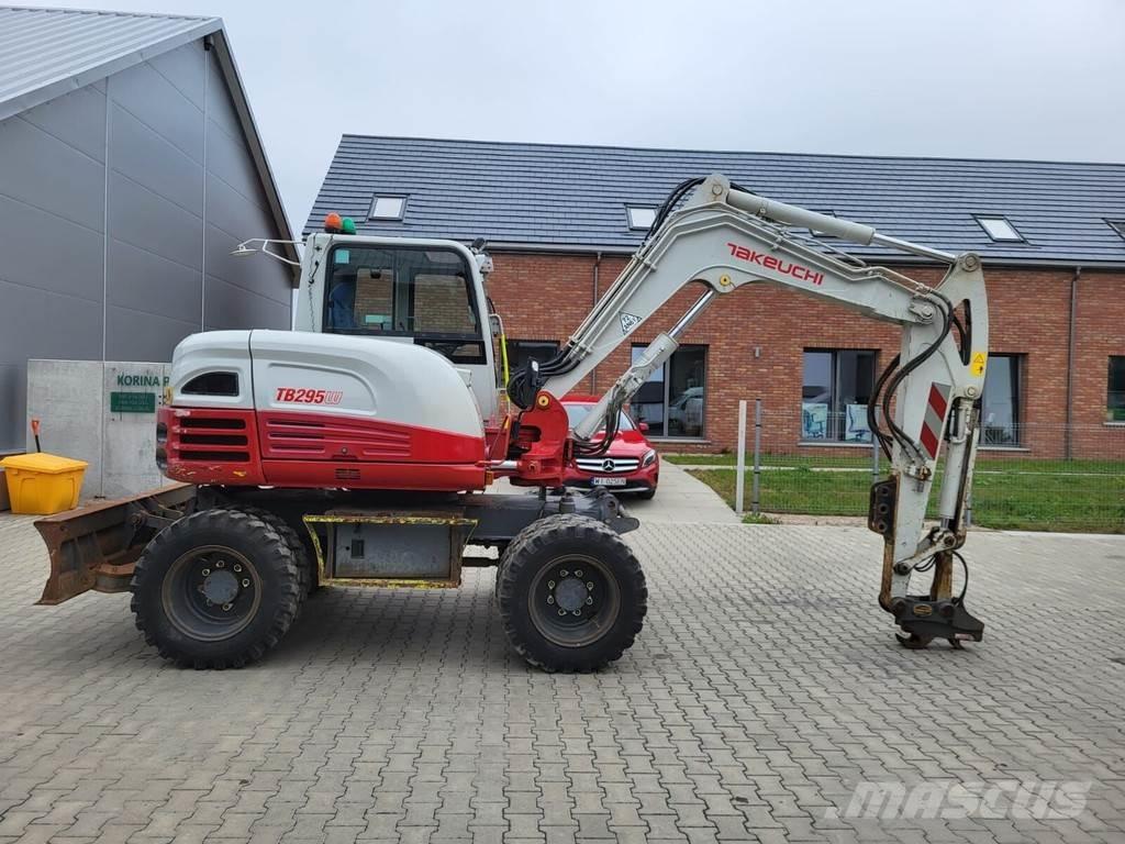 Takeuchi TB295W Midigraafmachines 7t - 12t