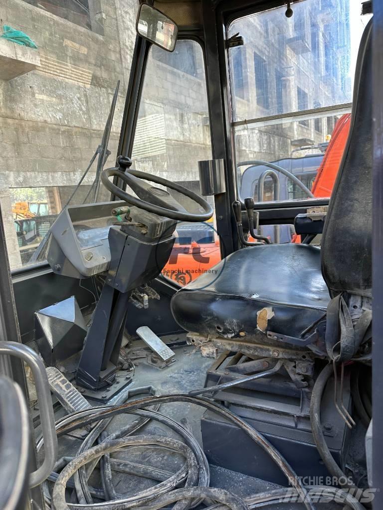 Komatsu WA 320 Wielladers