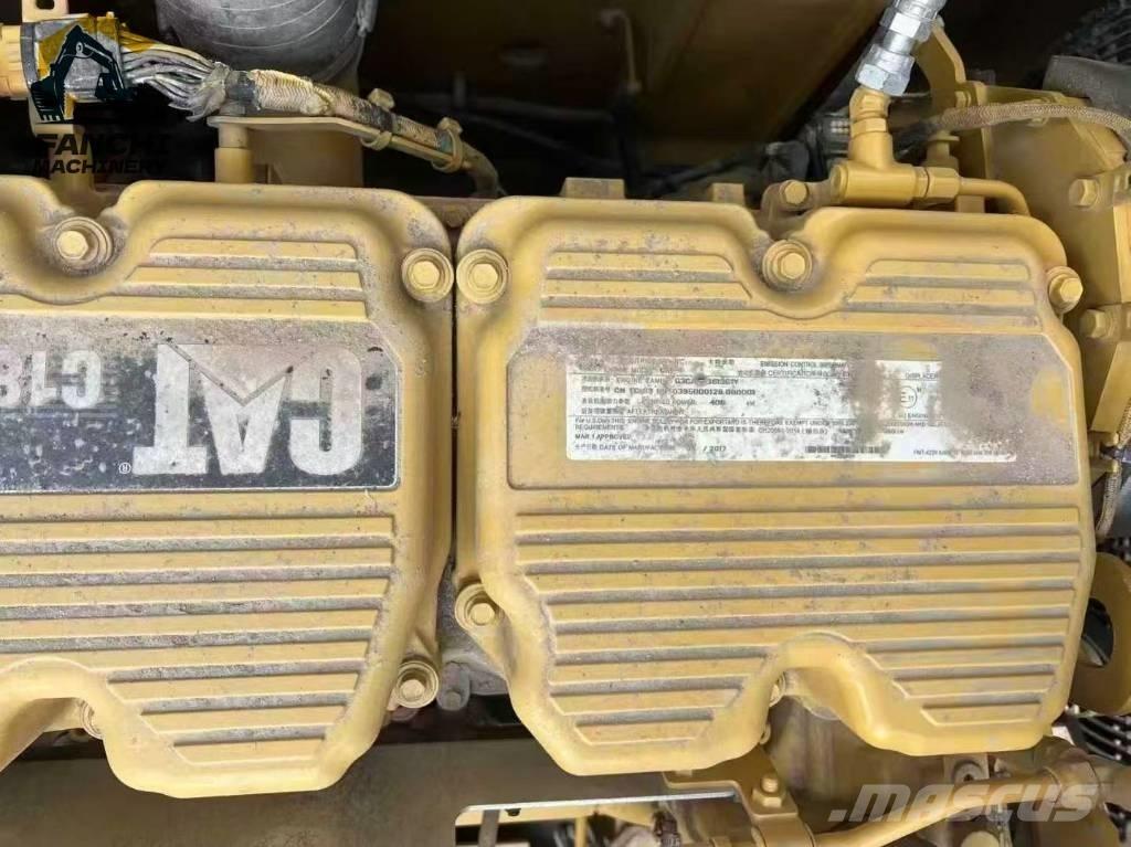 CAT 390F Rupsgraafmachines