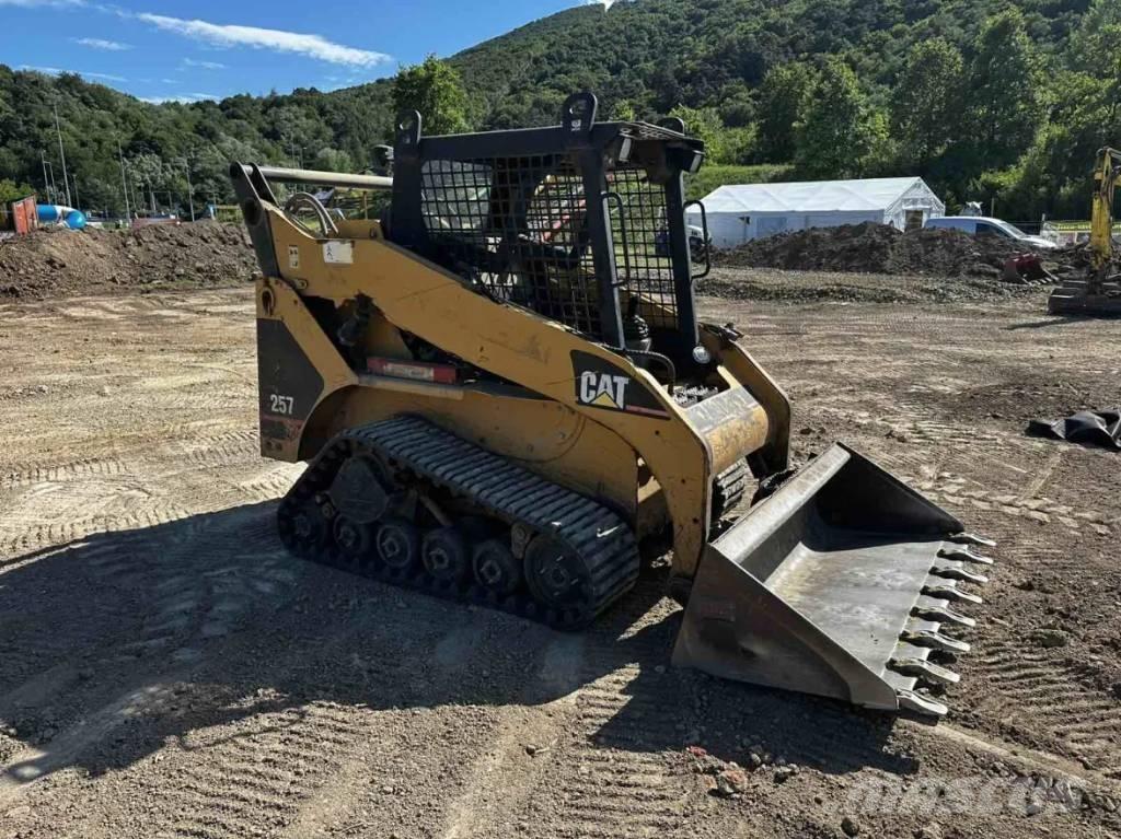 CAT 257 Rupsladers