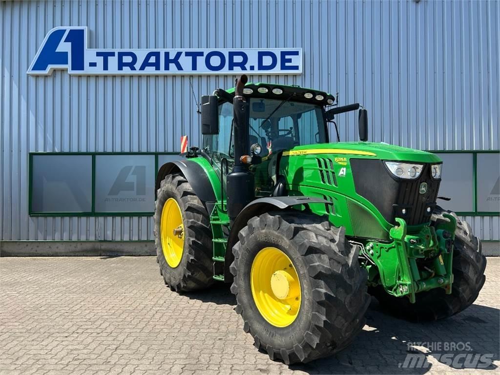 John Deere 6215R Tractoren