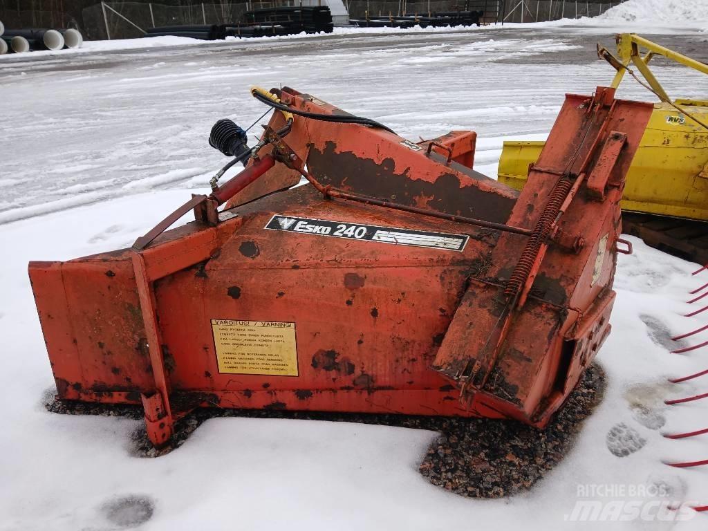 Esko LL 240 Sneeuwblazers