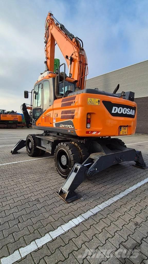Doosan DX 170W-5 Wielgraafmachines