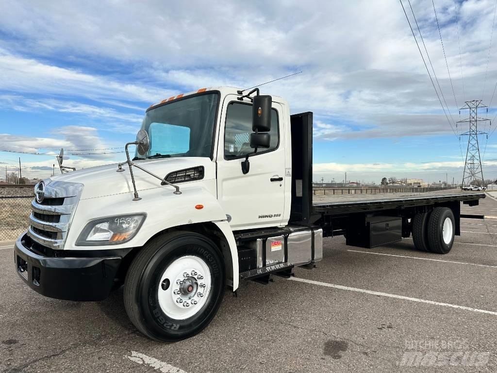 Hino 268 A Platte bakwagens