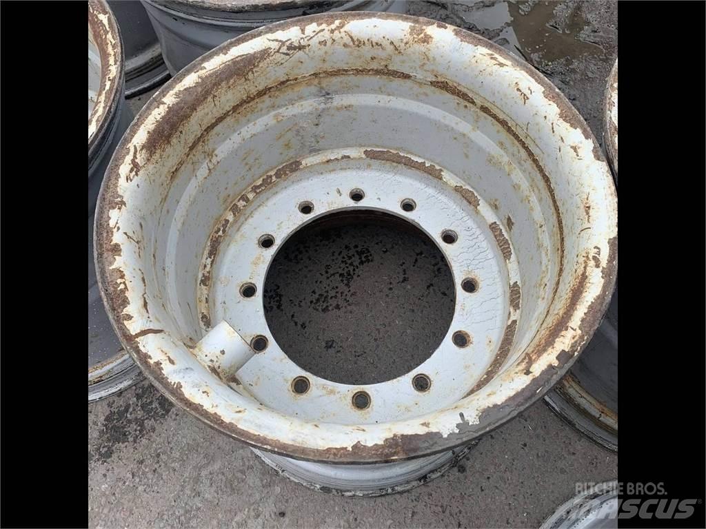 Gremo 1350 24x26,5 Banden, wielen en velgen