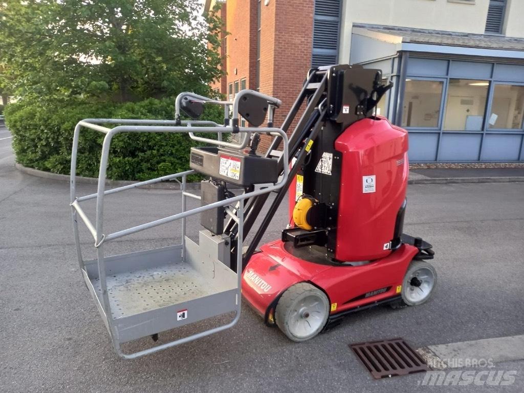 Manitou 100 VJR Personenliften en invalideliften