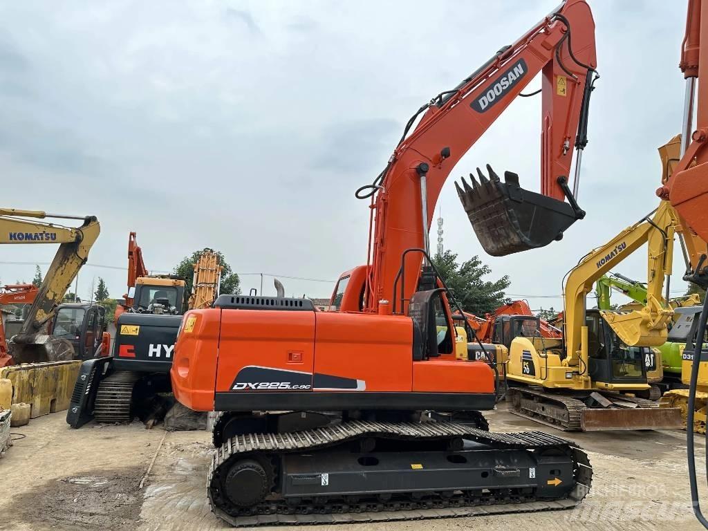 Doosan DX225LC-9C Rupsgraafmachines