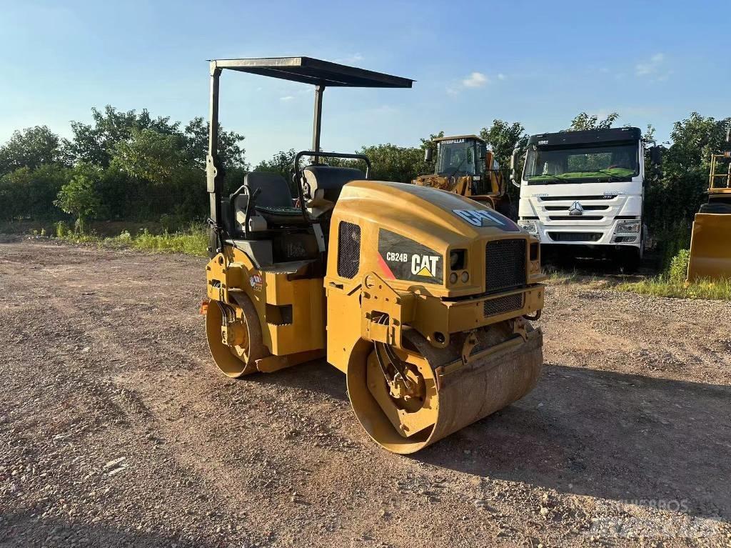 CAT CB 24 B Duowalsen