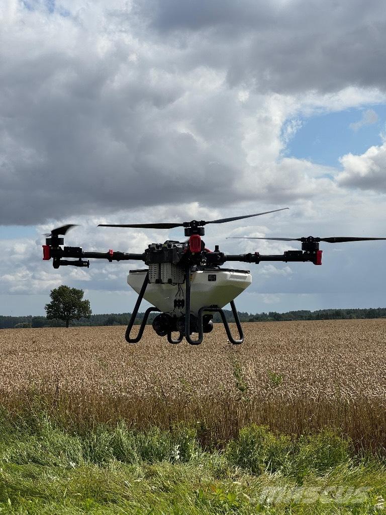  XAG P100PRO DEMO Zelfrijdende spuitmachines