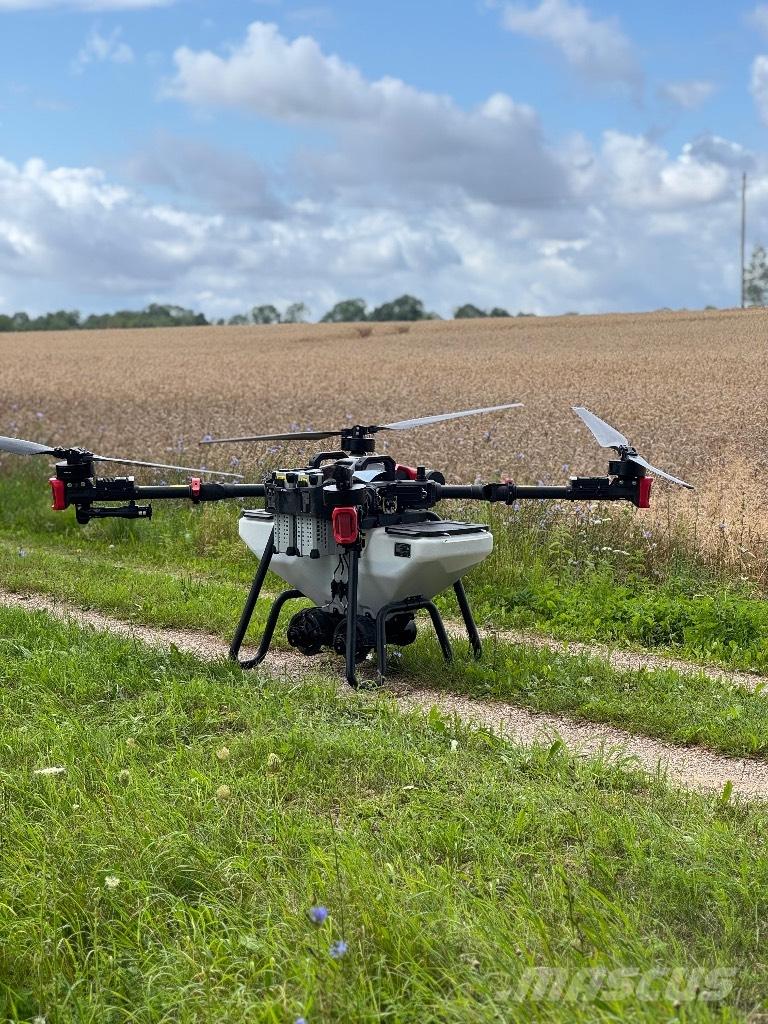  XAG P100PRO DEMO Zelfrijdende spuitmachines