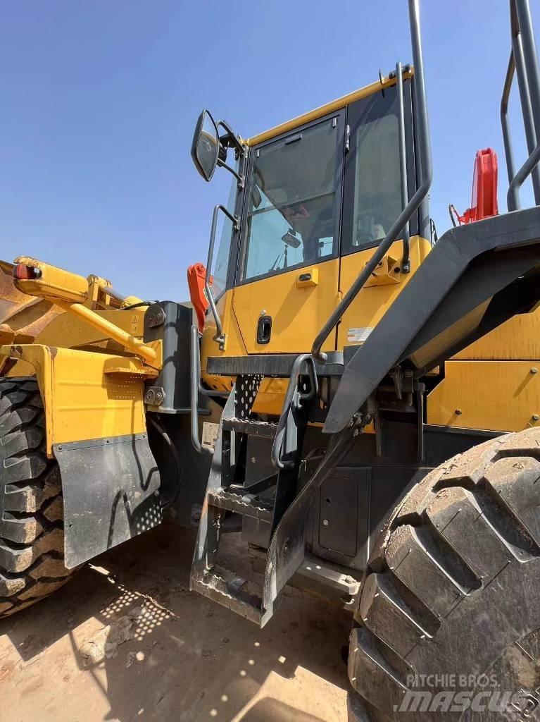 Komatsu WA 380 Wielladers