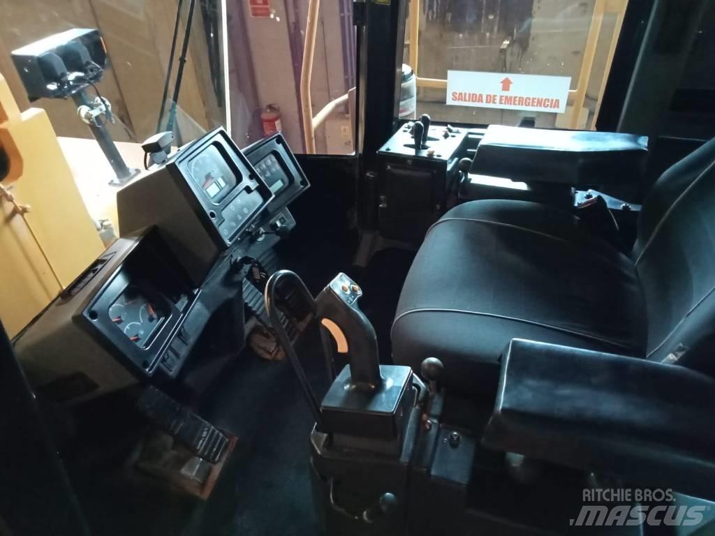 CAT 988H Miniladers