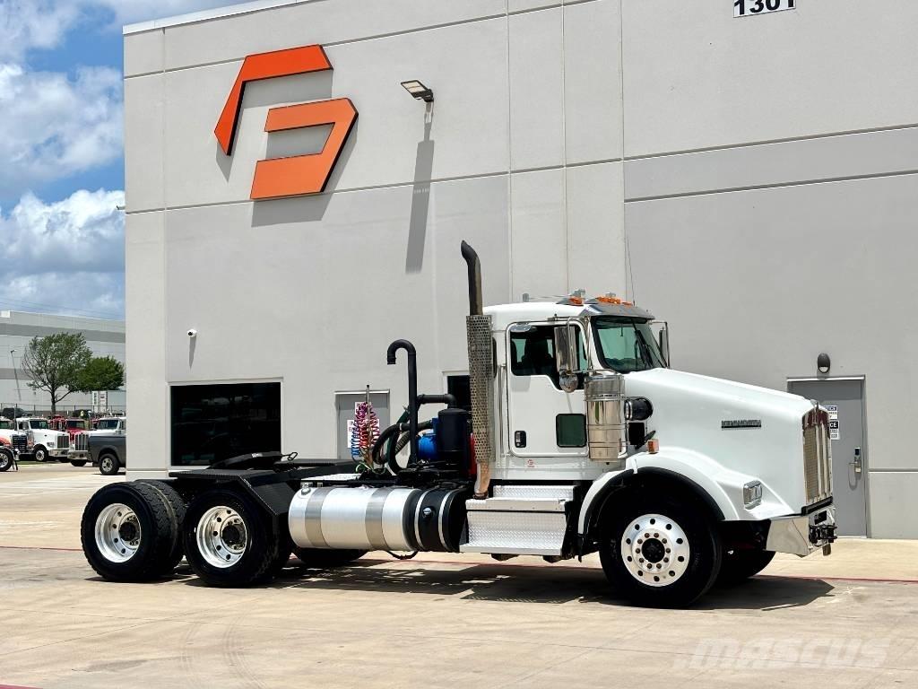 Kenworth T 800 Trekkers
