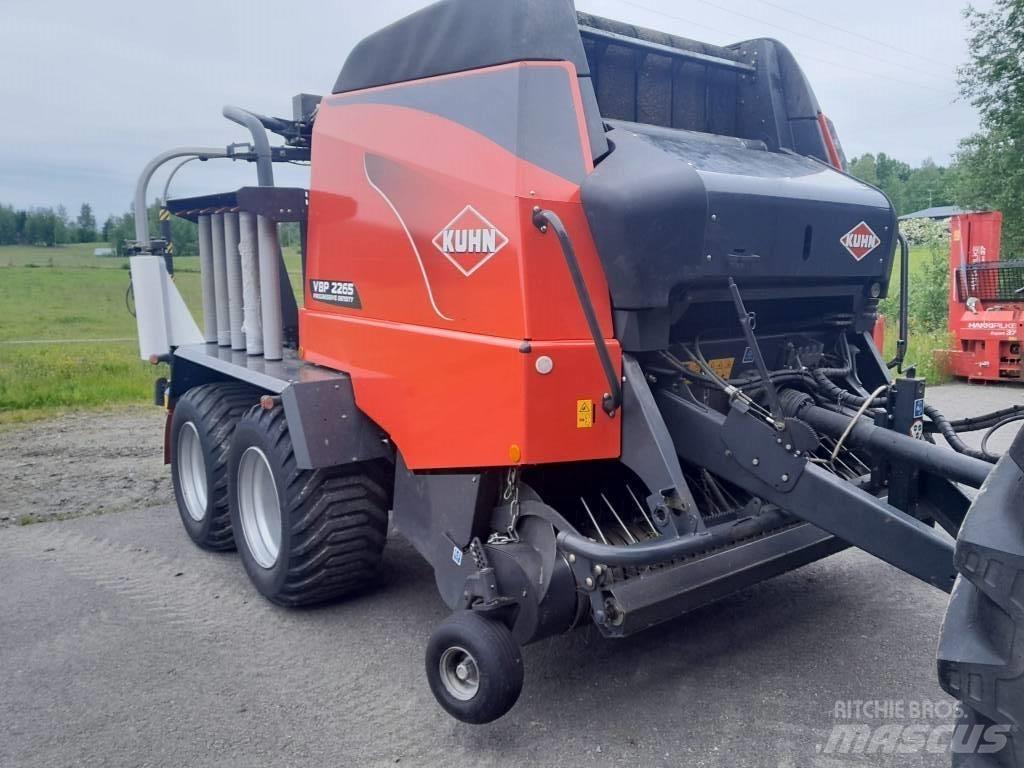 Kuhn VBP 2265 Ronde-balenpersen
