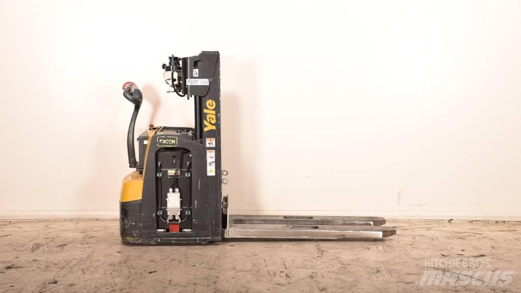 Yale MS20 Stapelaar meeloop