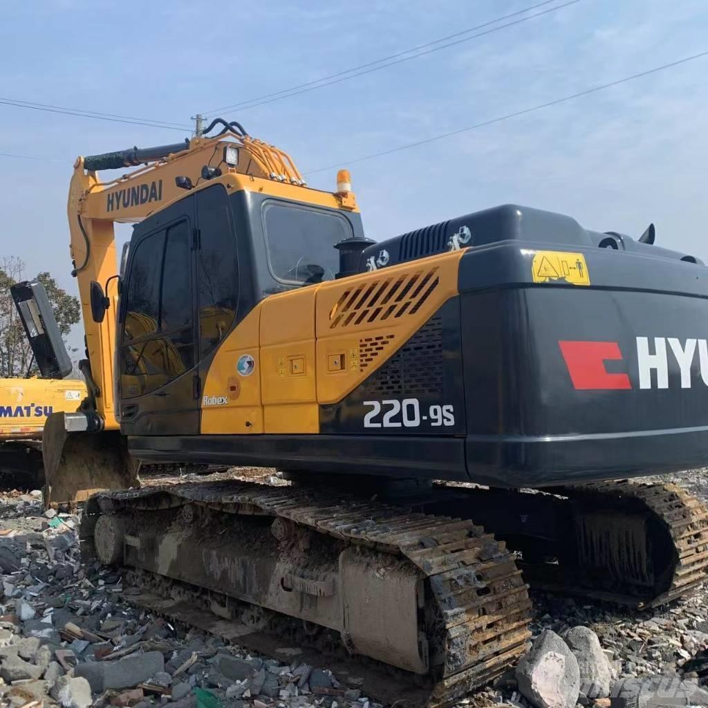 Hyundai 220LC-9S Rupsgraafmachines