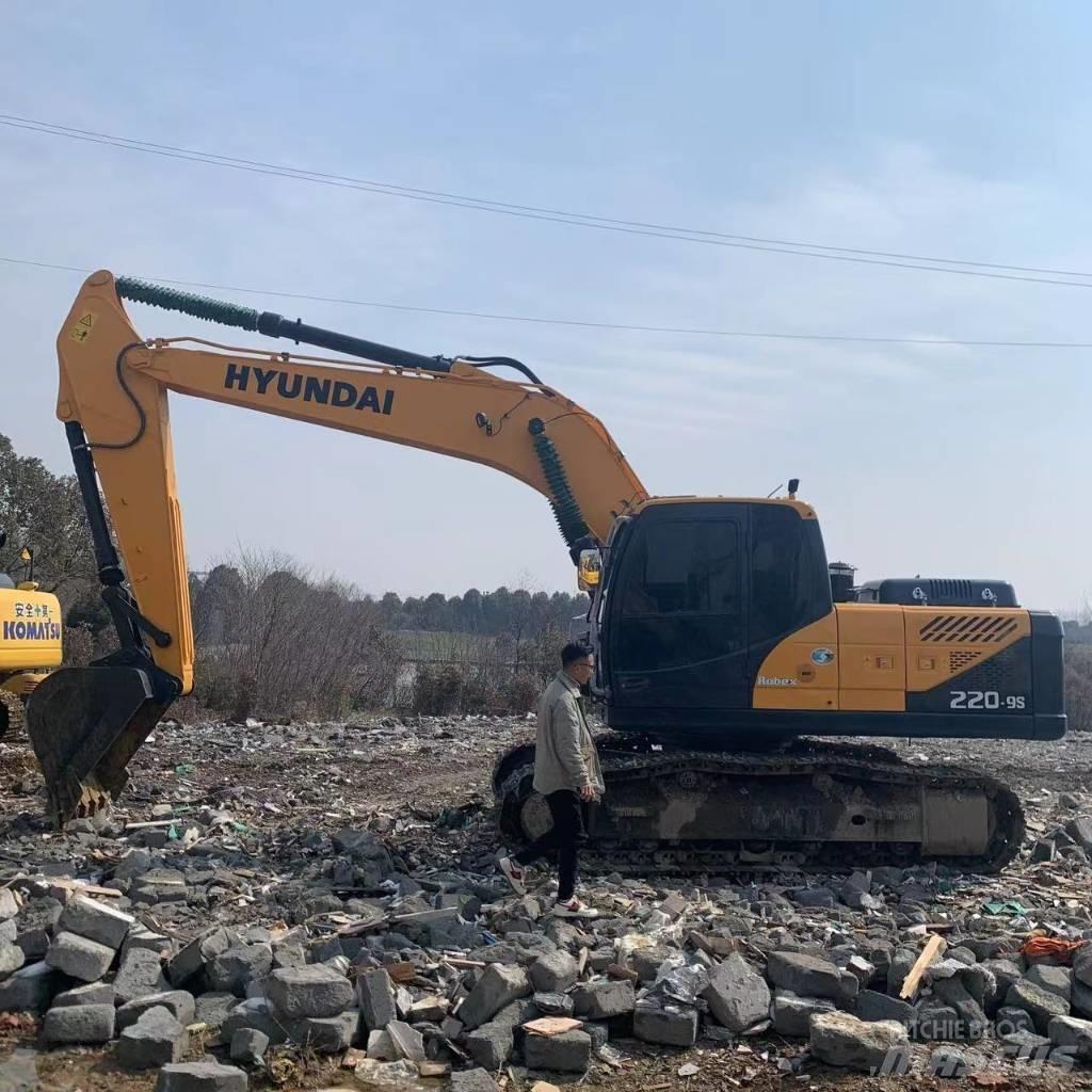 Hyundai 220LC-9S Rupsgraafmachines