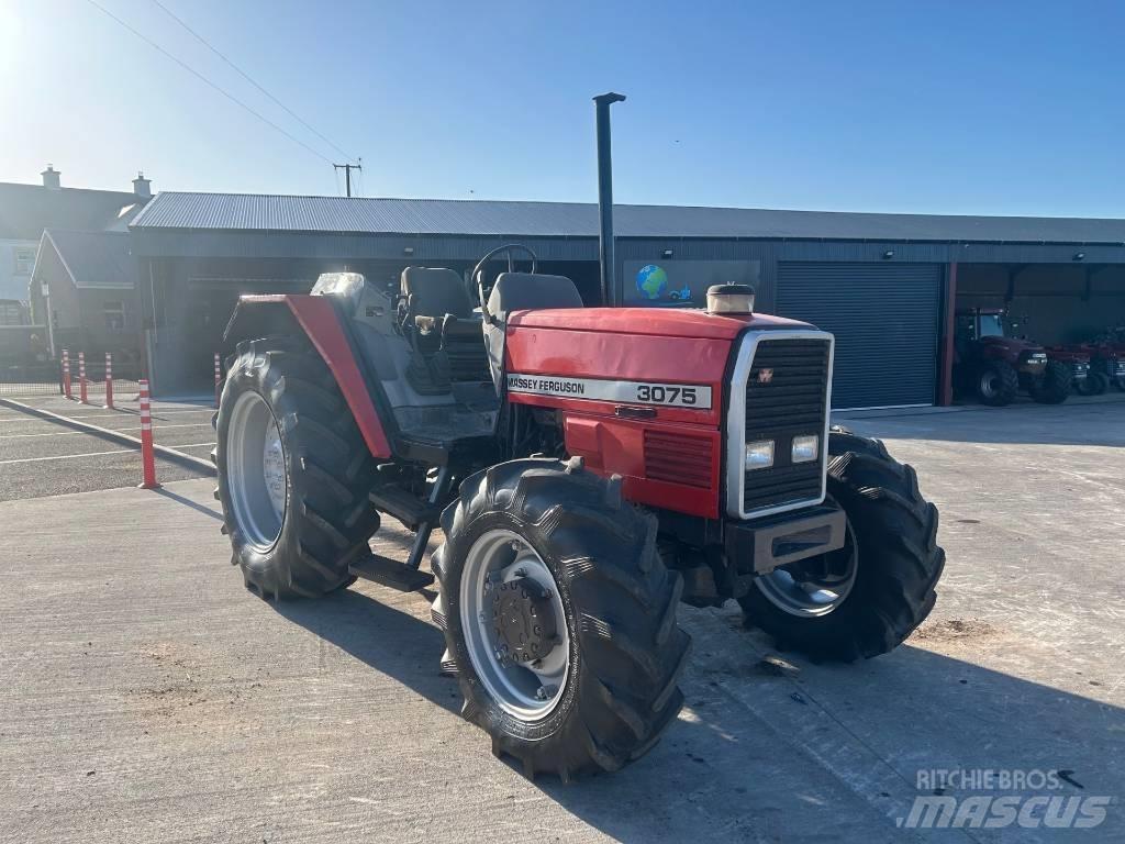 Massey Ferguson 3075 Tractoren