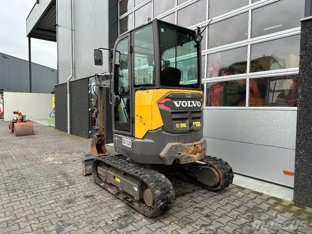 Volvo ECR25D Minigraafmachines < 7t