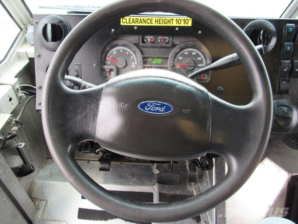 Ford E-450 Bakwagens met gesloten opbouw