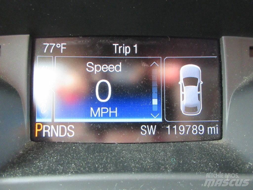 Ford Escape Auto's