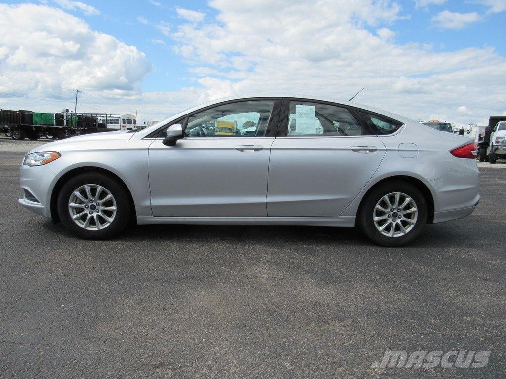 Ford Fusion Auto's
