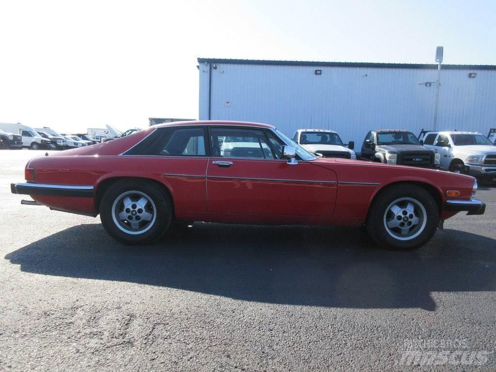 Jaguar XJ Auto's