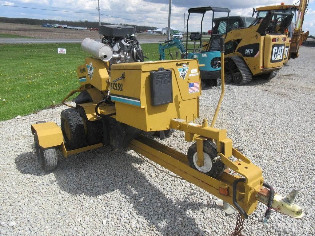 Vermeer SC252 Boomstronkfrees