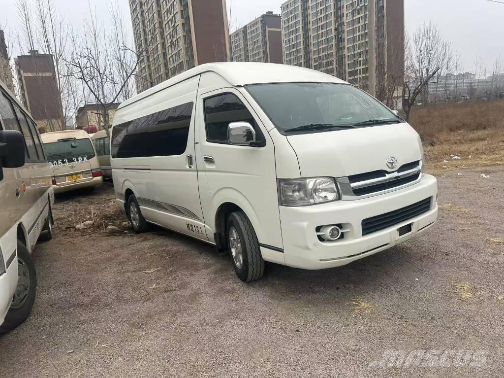 Toyota Hiace Intercitybussen