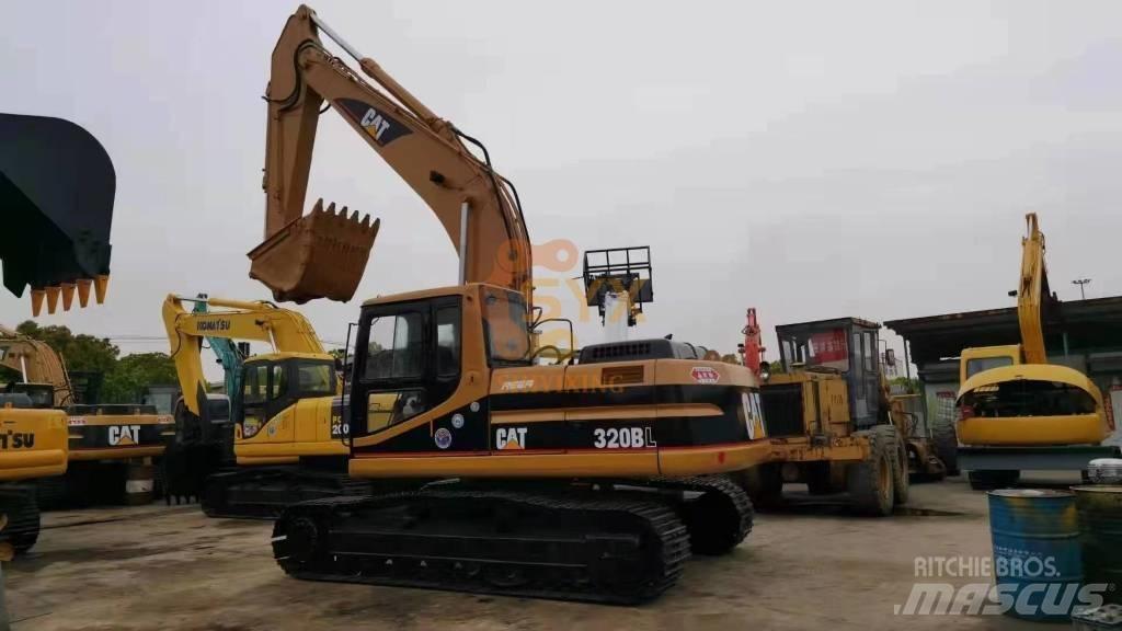 CAT 320 B Rupsgraafmachines