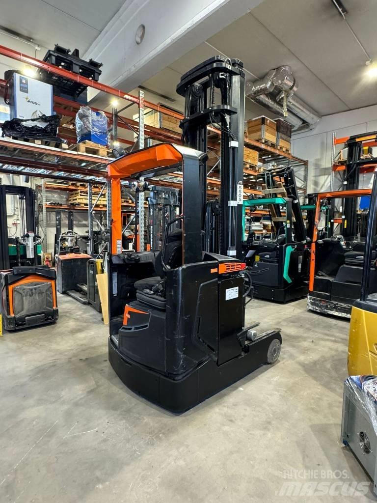 Rocla HXF16 Reachtruck voor hoog niveau